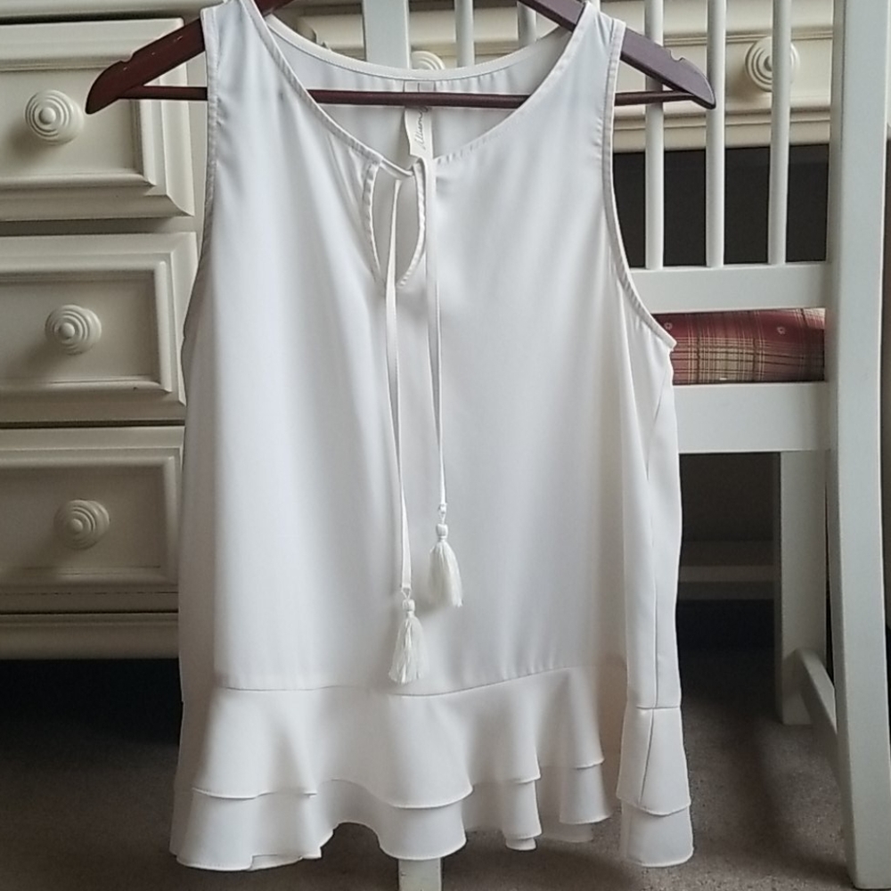 Allison Joy White Tank Blouse Sz Medium